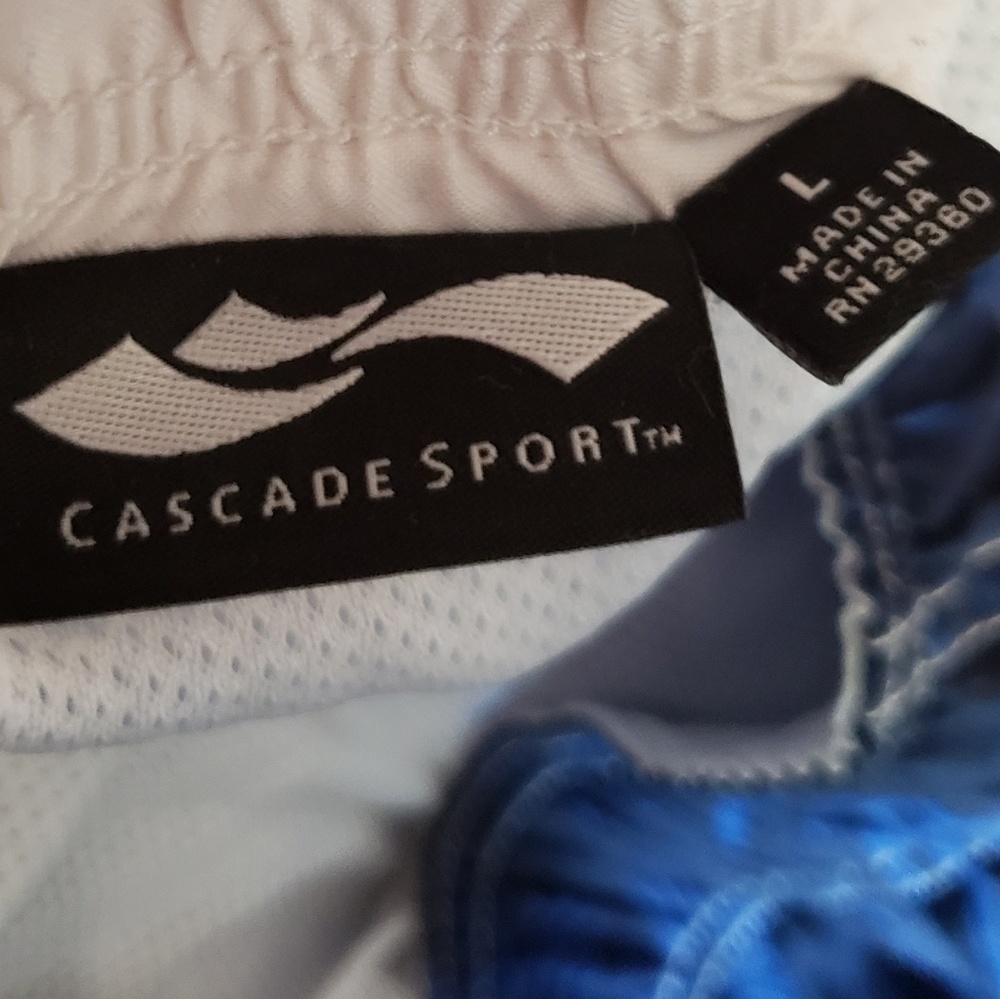 Cascade Sports sz L men's blue Hawaiian swim short - Picture 6 of 6